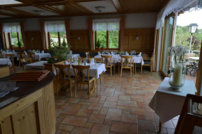 Landhaus Waldfrieden, Tengen